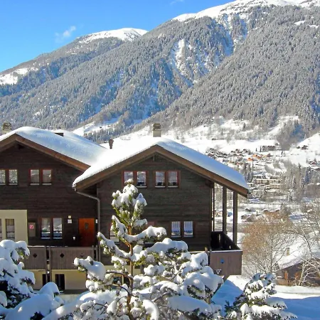 Aragon M86 By Interhome