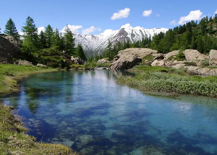 Aragon M86 By Interhome